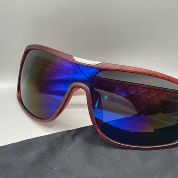 New Quiksilver Sunglasses - Picture 3 of 4